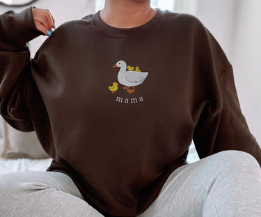 Mama Embroidered Sweatshirt, Cute Mama Goose Embroidery, Mothers Day Gift, Mom and Kids Shirt, Mama Duck and Ducklings, Mama and Chicks Crew